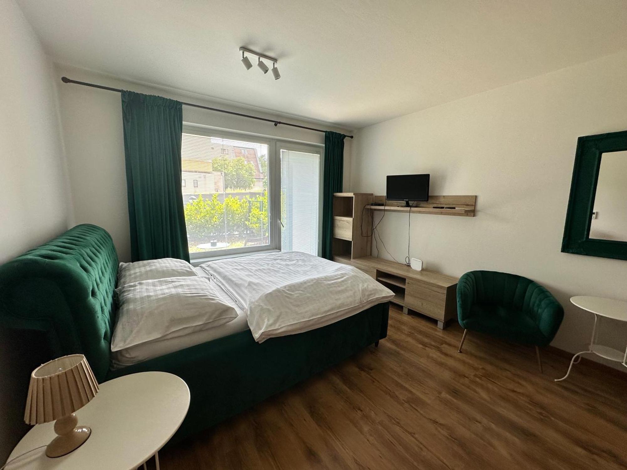 Entrez Radnica Apartment Kosice Bagian luar foto
