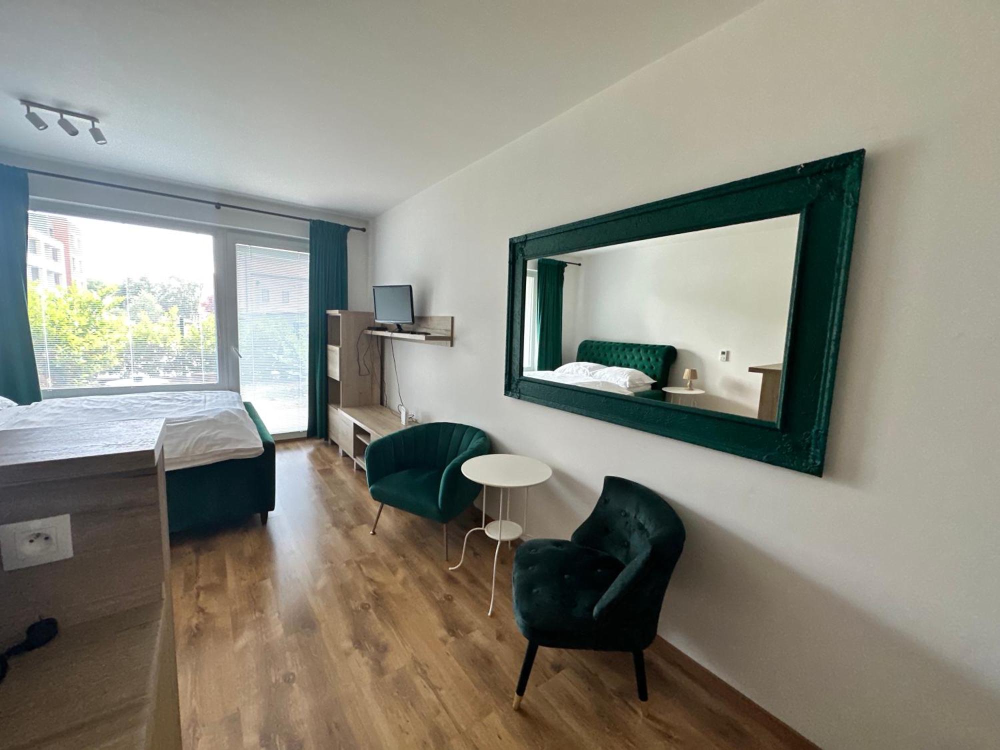 Entrez Radnica Apartment Kosice Bagian luar foto