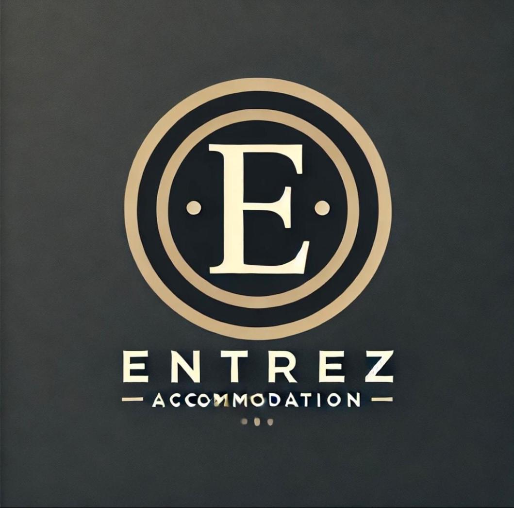 Entrez Radnica Apartment Kosice Bagian luar foto